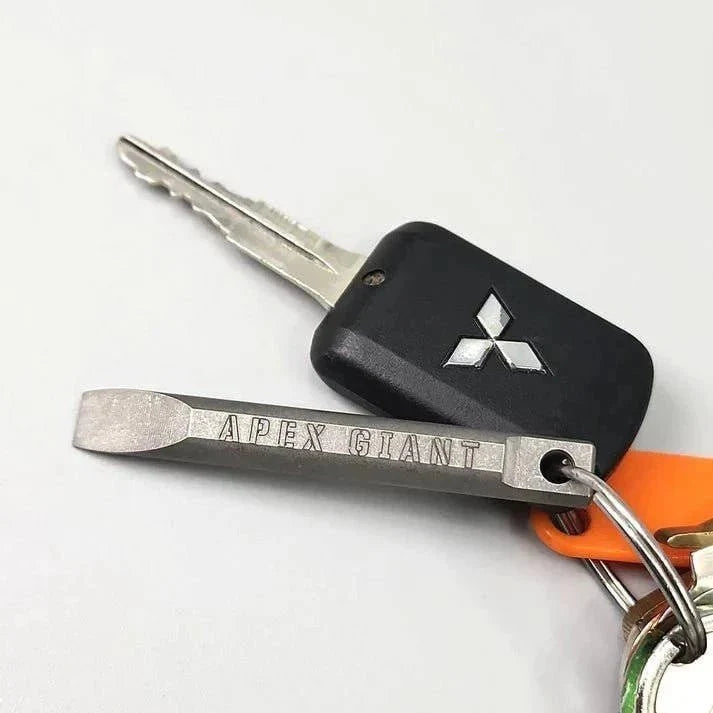 Apex Giant Keychain Pry Bar Titanium – Produktansicht 7