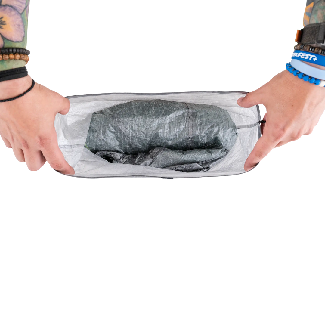 Zpacks Wide Mouth Dry Bag – DCF Packsack 9,4 l – Produktansicht 6