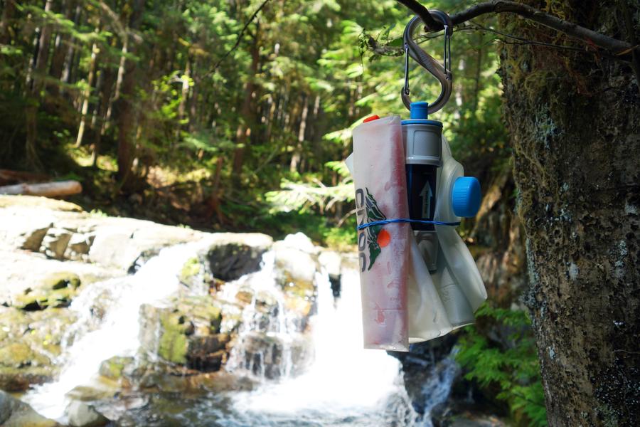 Vecto and Versa Flow Gravity Water Filtering System - HikerHaus